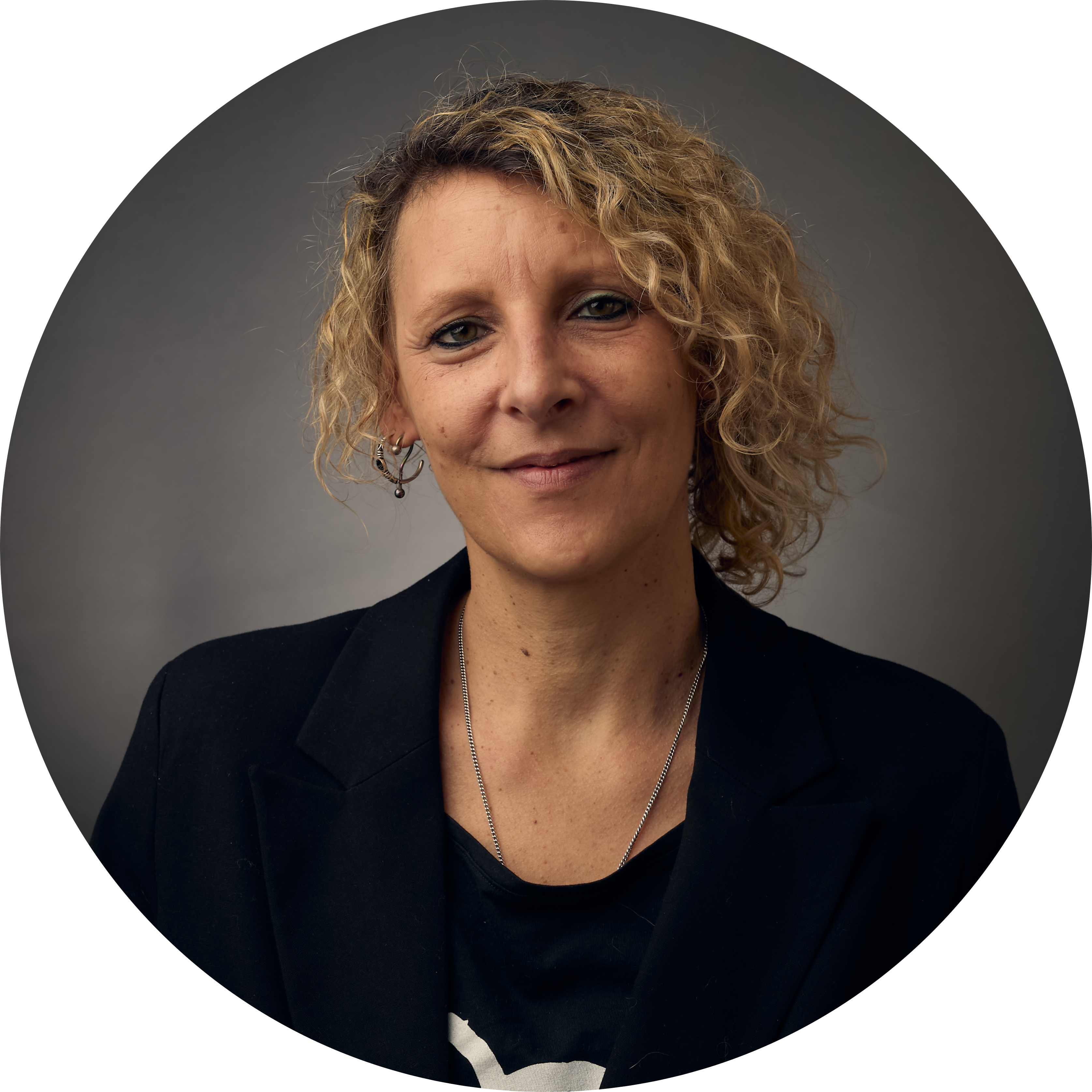 Photo portait Cécile Riquier